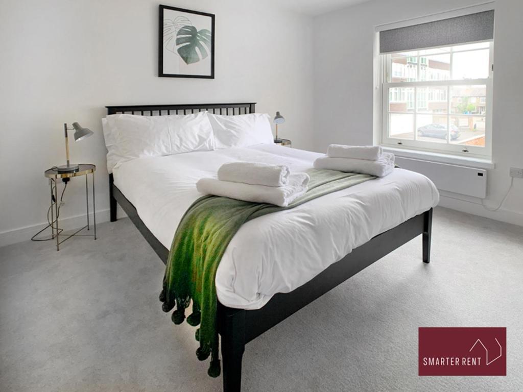 Eton, Windsor - 1 Bedroom First Floor Apartment - Parking Eksteriør billede